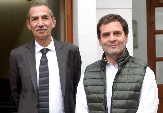 Lt Gen Hooda with Rahul Gandhi