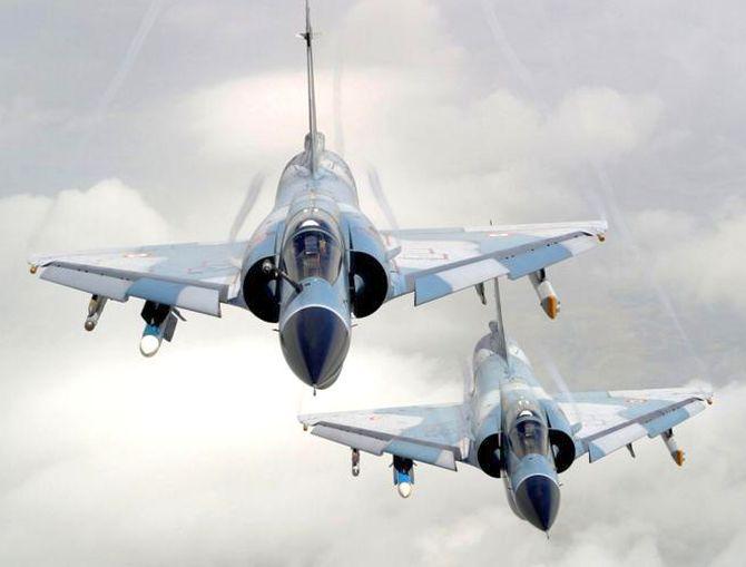 Mirage 2000 fighters