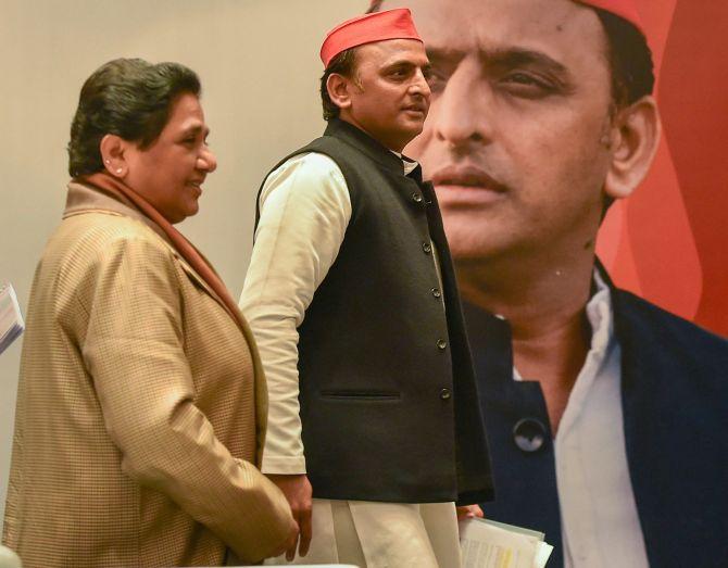 BSP supremo Mayawati and Samajwadi Party President Akhilesh Yadav at a joint press conference in Lucknow. Photograph: Nand Kumar/PTI Photo