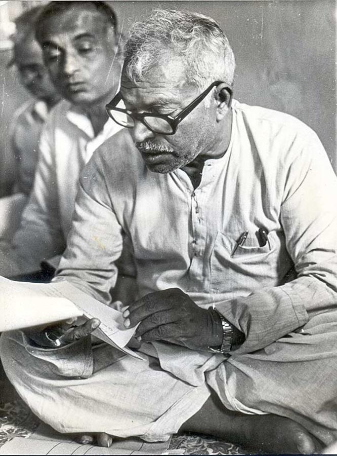 Karpoori Thakur