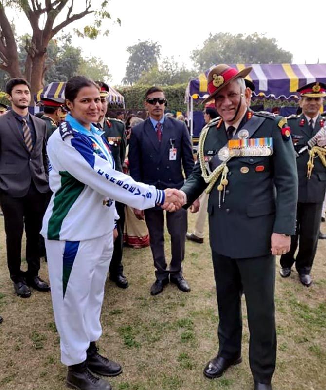 Captain Shikha Surabhi with Army Chief Bipin Rawat 