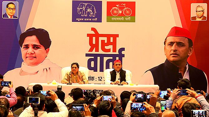 Bahujan Samaj Party supremo Mayawati and Samajwadi Party President Akhilesh Yadav address a press conference in Lucknow January 12, 2019. Photograph: Sandeep Pal