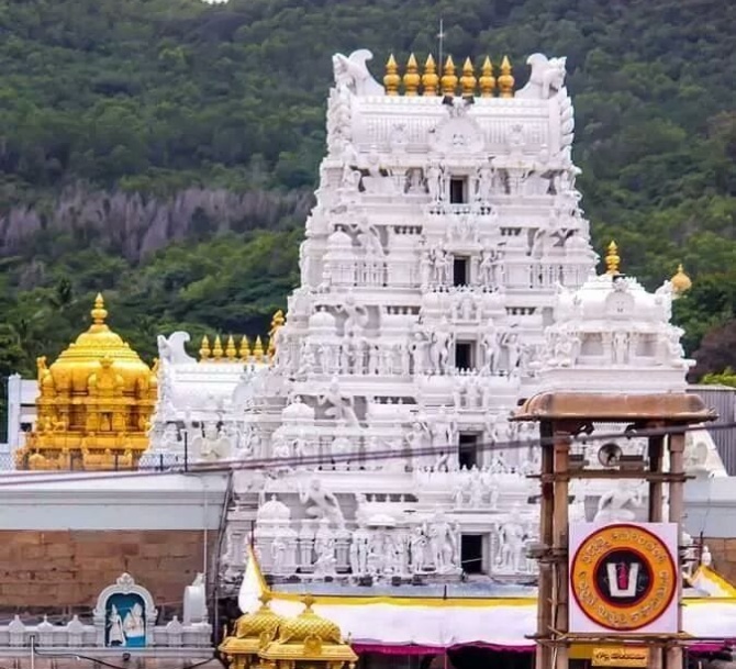 At Tirupati, deity's call stronger than covid-19 fears