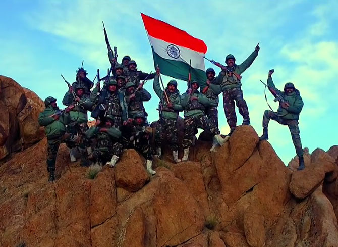 26kargil-song1.jpg