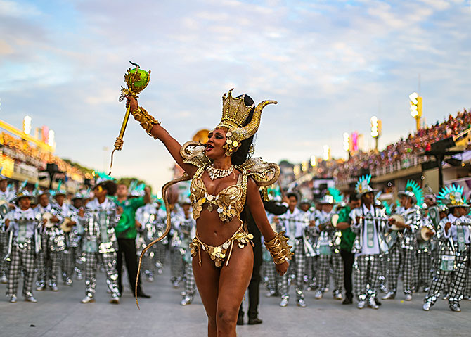 Brazil's Rio Carnival see dancers fill the streets with a riot of colour -  LancsLive