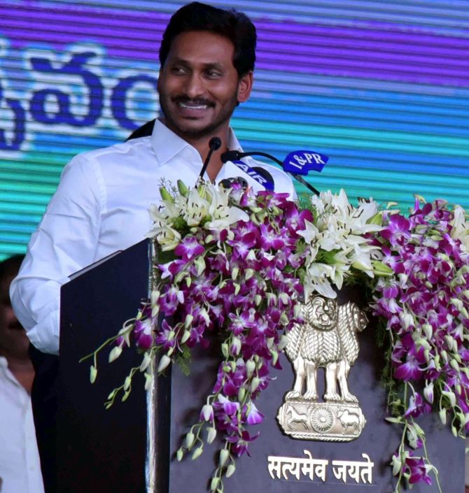 Andhra top cop shunted out as Jagan takes charge as CM
