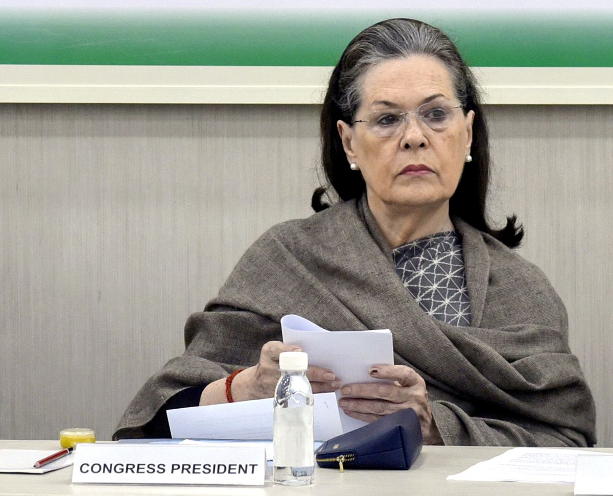Amid reform calls, Sonia makes key Cong appointments