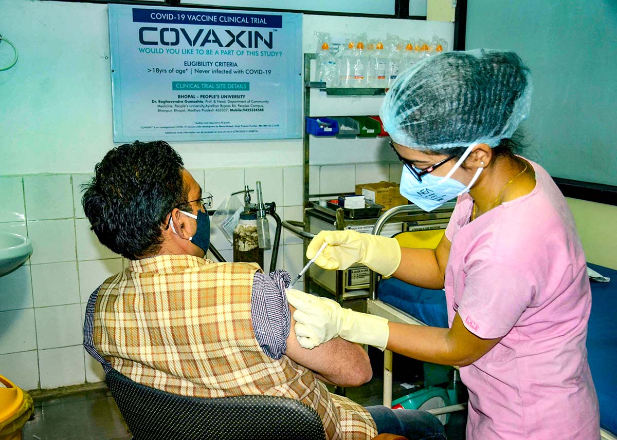 Govt issues guidelines for COVID-19 vaccination drive