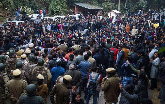 Day After Attack, JNU Becomes Rallying Cry For Pan-India Protests ...