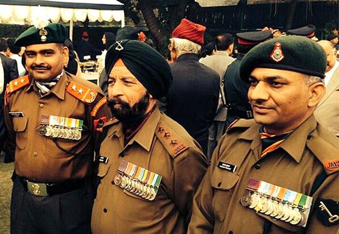 Subedar Major Yogendra Singh Yadav, Honorary Captain Bana Singh and Naib Subedar Sanjay Kumar, the three living winners of the Param Vir Chakra. Photograph: Wikipedia Commons