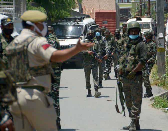 2 cops among 6 J-K employees sacked for terror links