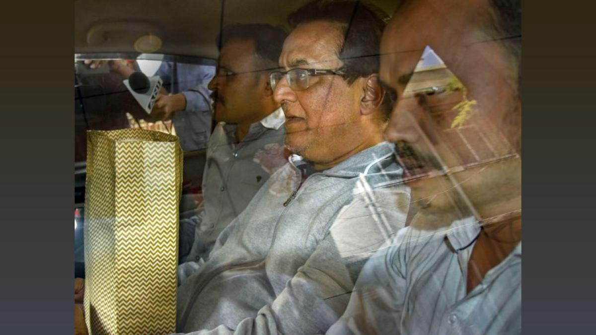 Anil Ambani, Rana Kapoor Chargesheeted in Corruption Case