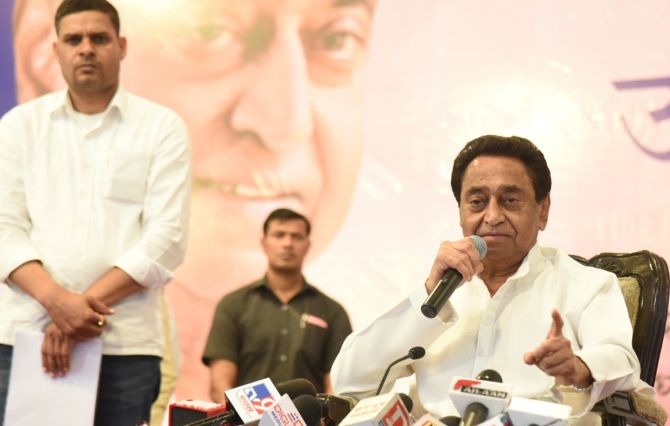 Kamal Nath attending his last press conference as MP CM