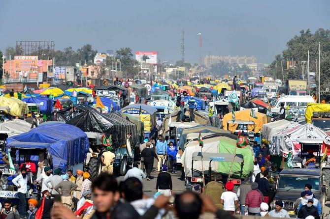 Farmer on way to Delhi killed as truck hits his tractor-trolley - Rediff.com India News