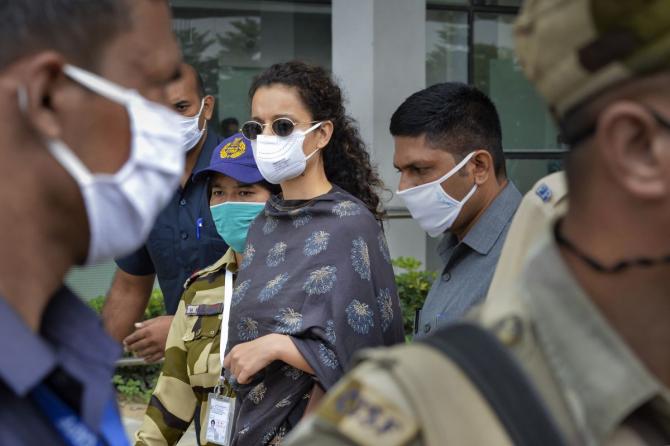 https://im.rediff.com/news/2020/sep/14kangana1.jpg?w=670&h=900