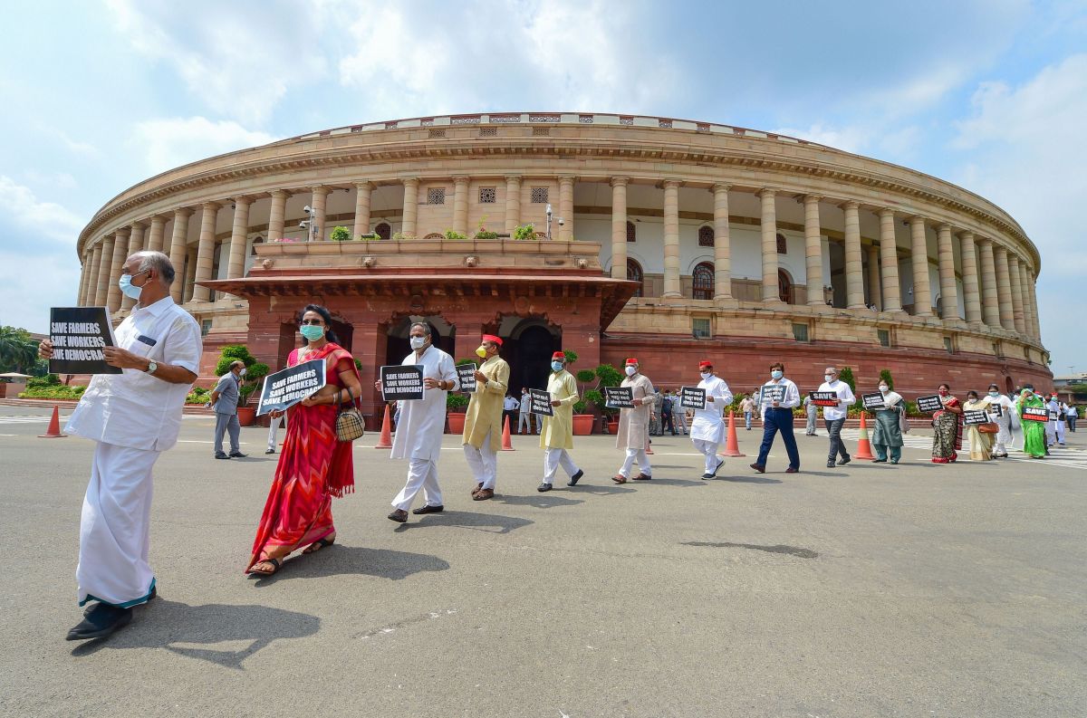 No dharna, strikes in Parl complex, says new RS rule