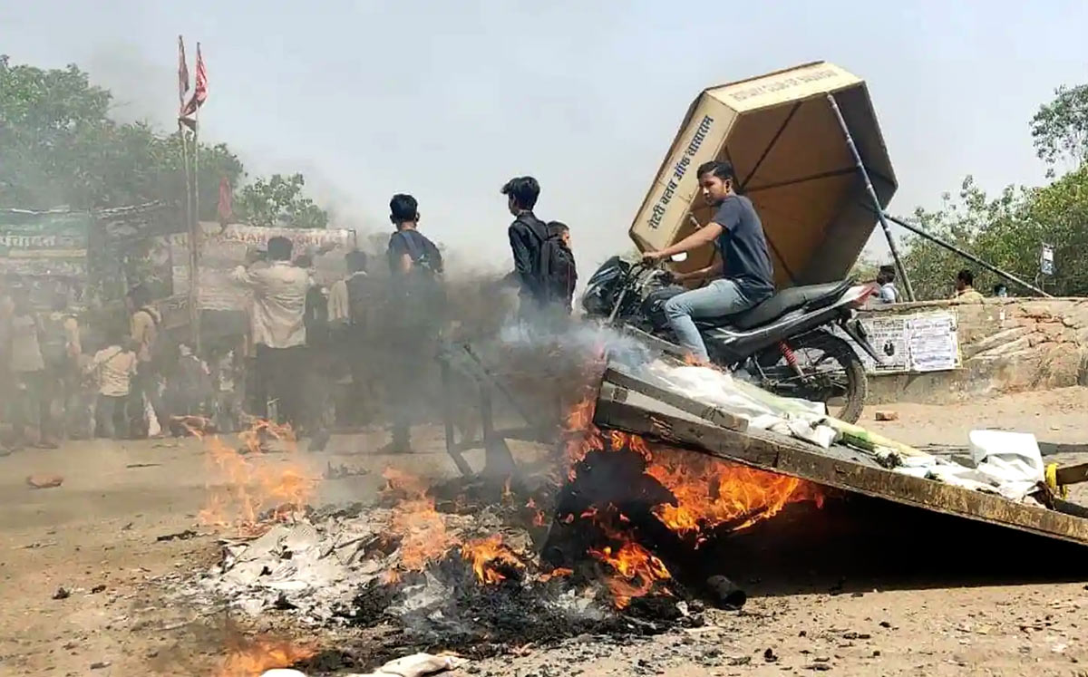 Students protest in Bihar