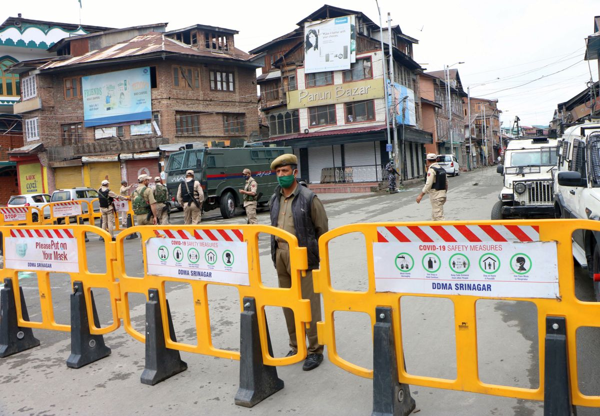 J-K attaches 2 houses over harbouring terrorists
