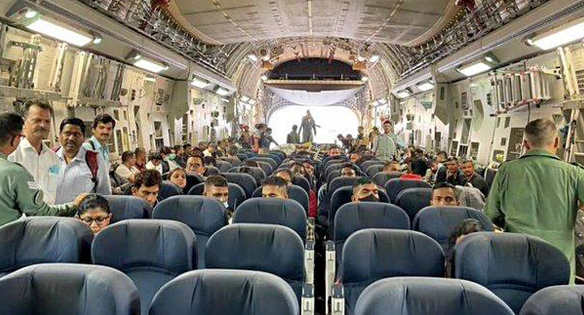 A flight with Indians and Afghanis leave Kabul for Delhi