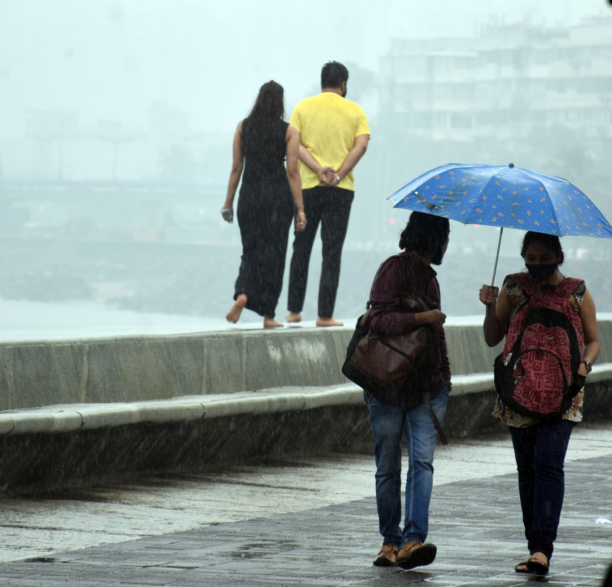 Monsoon on track, will reach Maha in 2 days: IMD