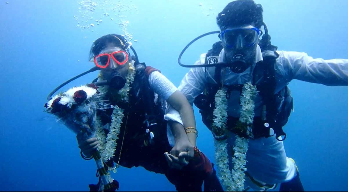 Now, marriages are made underwater too! - Rediff.com Get Ahead