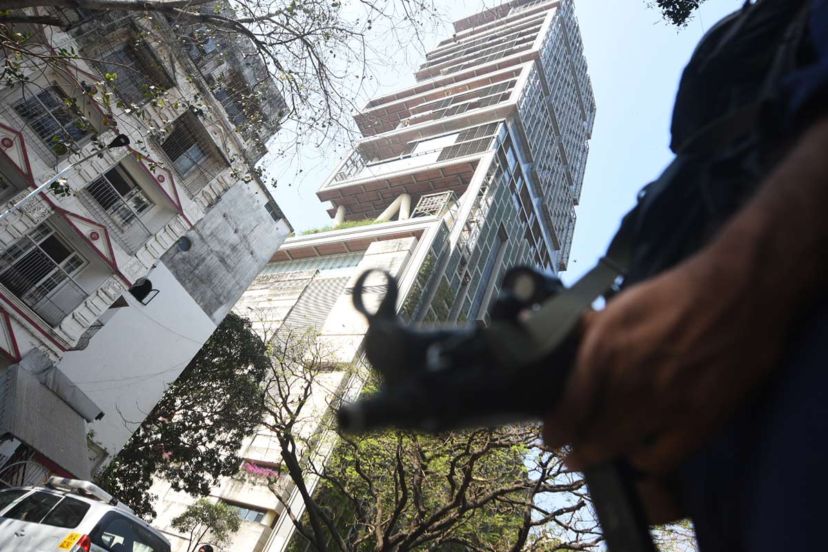 Security beefed up outside Antilia after alert