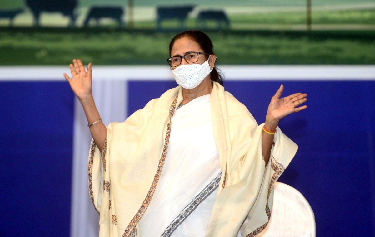 Come together to fight BJP, Mamata tells Opposition