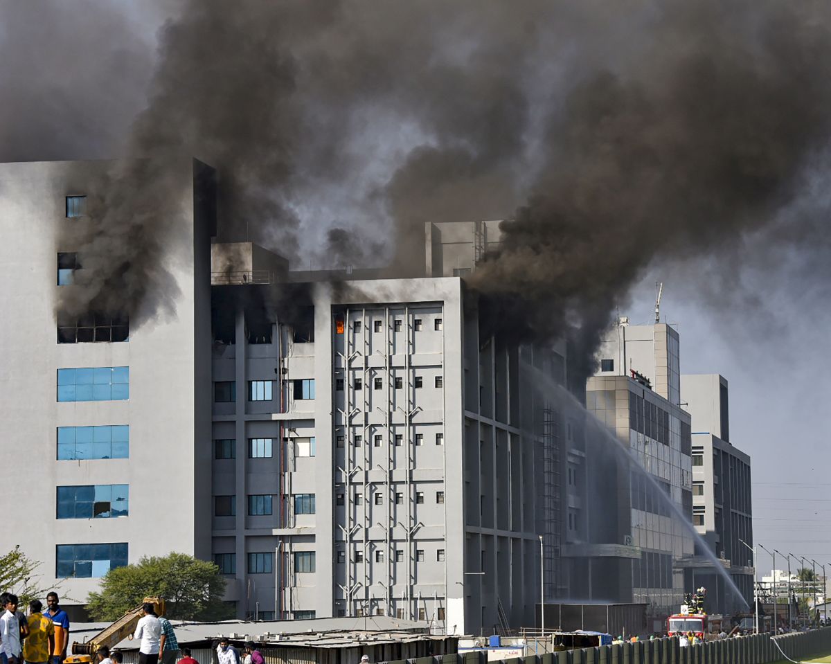 Fire at Serum Institute an 'accident': Sharad Pawar