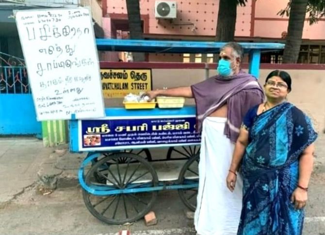 Kalyanasundaram and his wife at their food cart