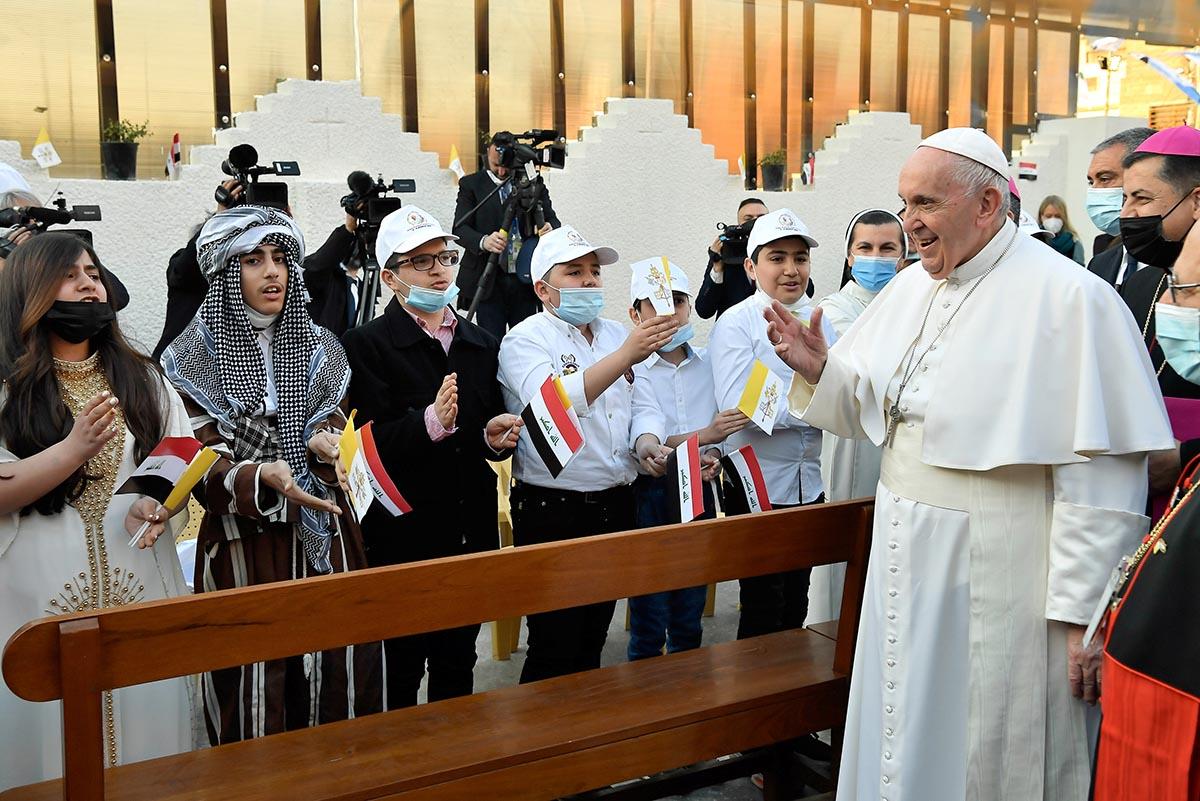 On The Ruins Of Mosul, Pope Says Hope More Powerful Than Hatred ...