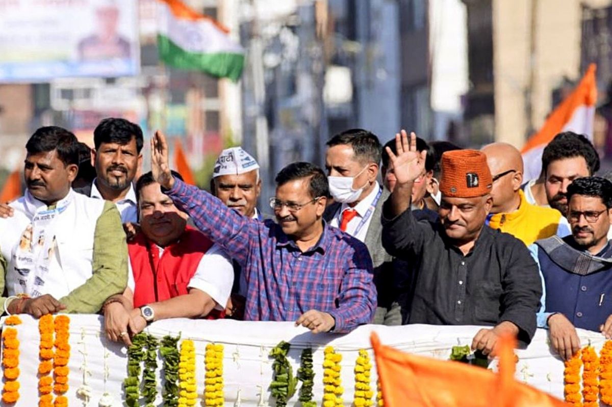 After Goa, Kejriwal offers free pilgrimage if AAP voted to power in U&#39;khand  - Rediff.com India News