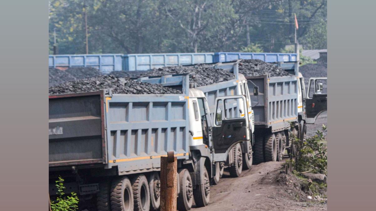 Coal Imports Rise 2.2% in Apr-Aug: India Aims for Self-Sufficiency