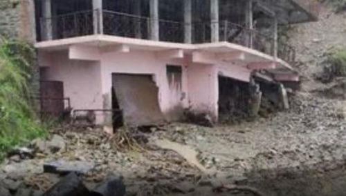 A house collapse in Uttarakhand