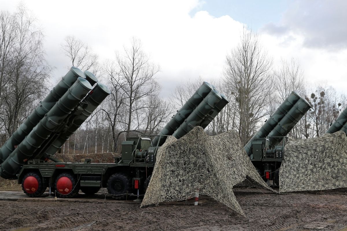 Russia starts delivery of S-400 to India
