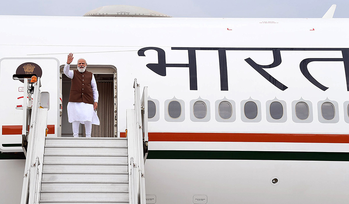 Modi's flight avoids Afghan airspace, Pak gives nod