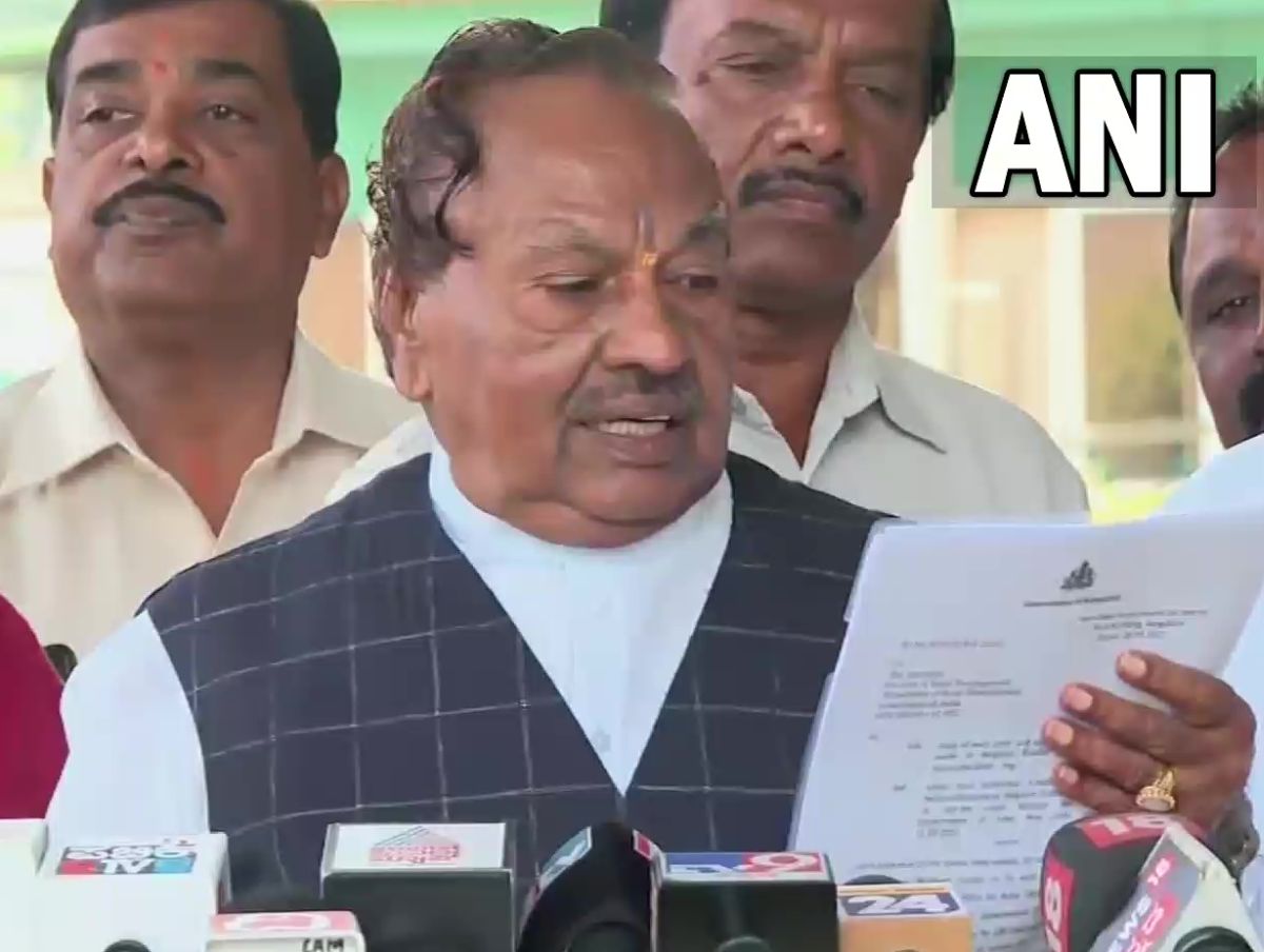 K'taka BJP leader Eshwarappa 'retires' from politics