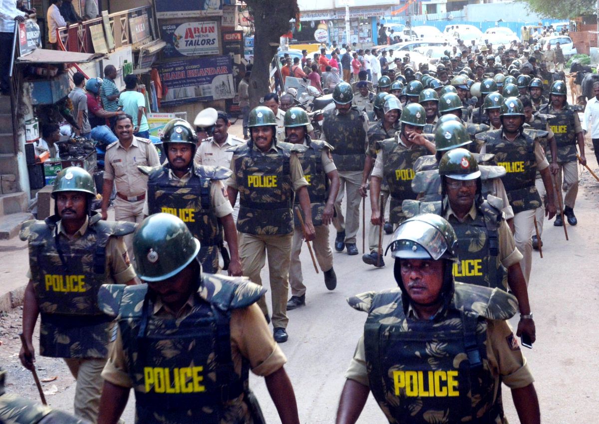 Security beefed up in K'taka town as trio attacks man