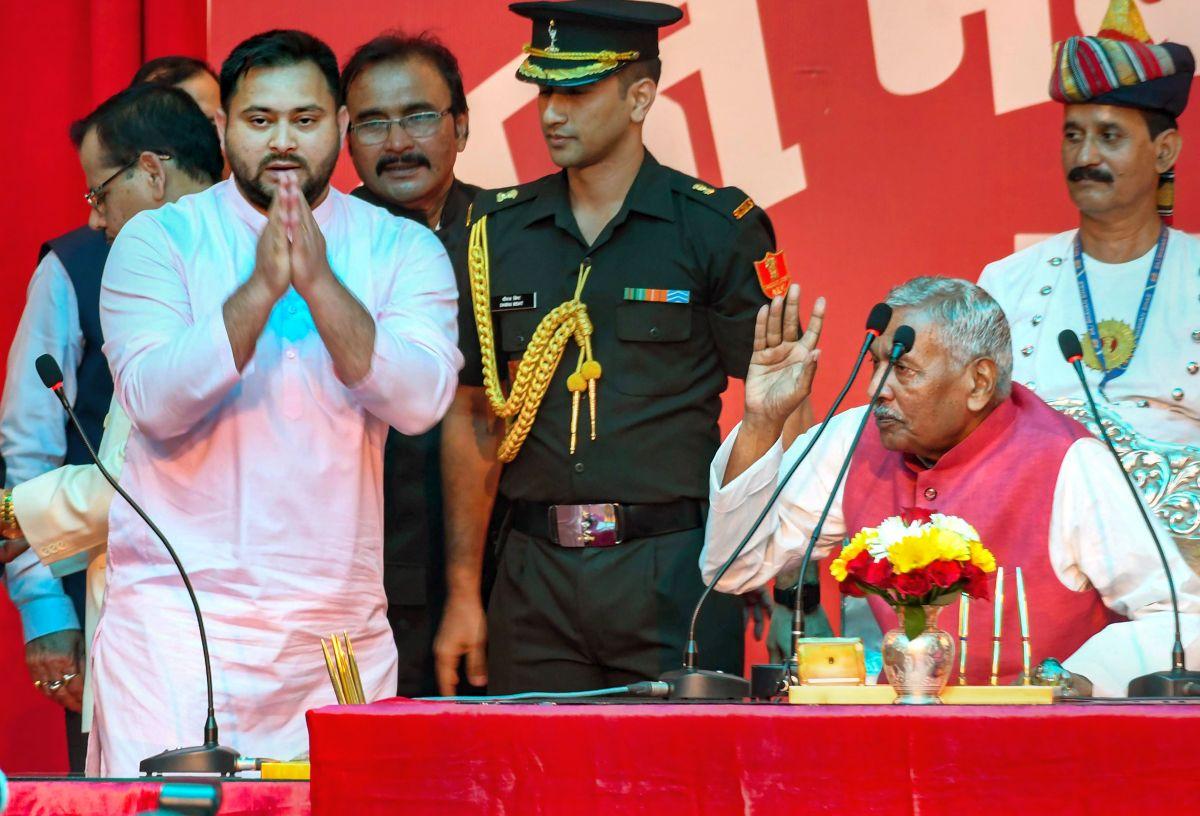 Nitish Takes Oath As Bihar CM, Tejashwi As His Deputy - Rediff.com ...