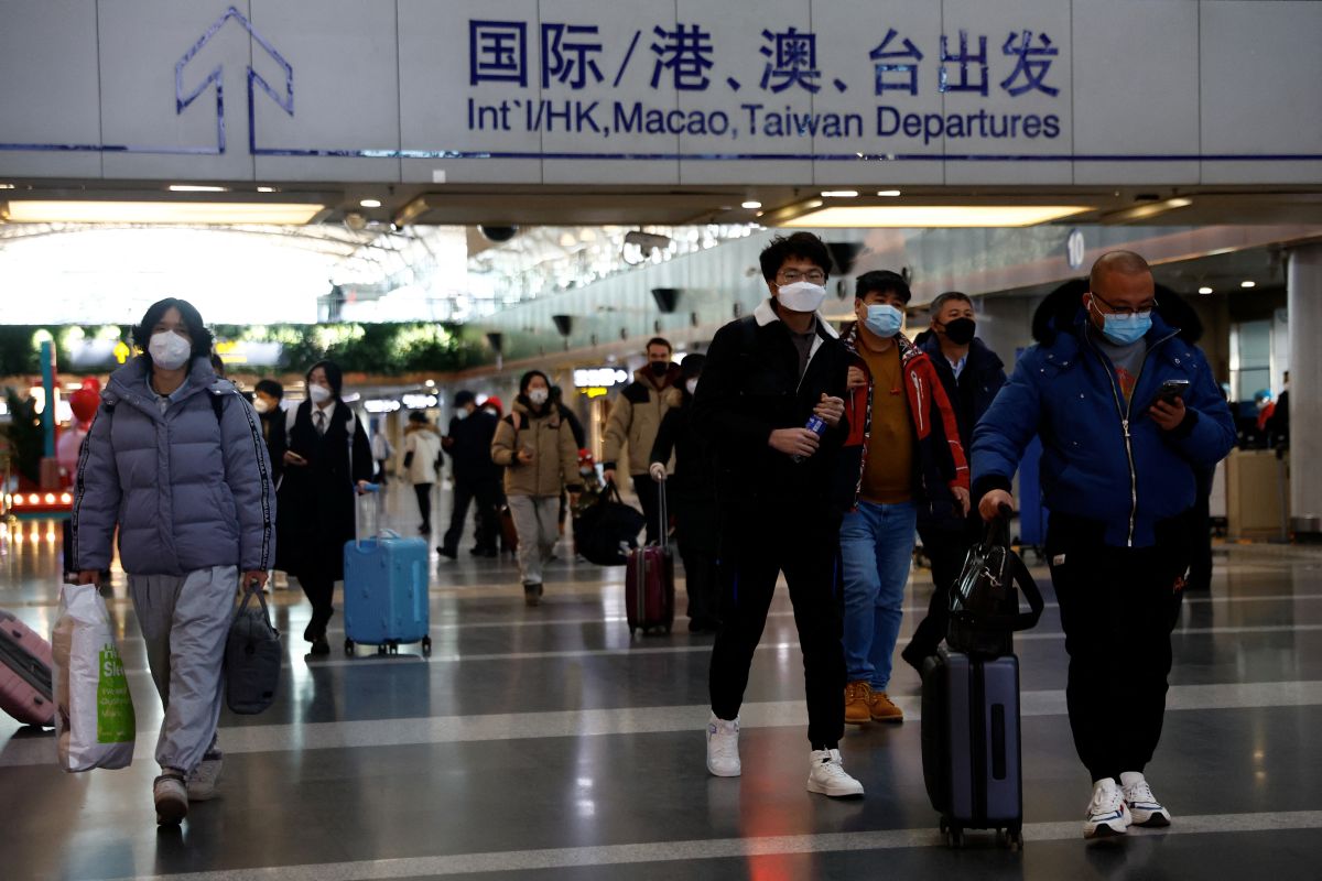 Amid Covid spurt, China to reopen for foreign flyers