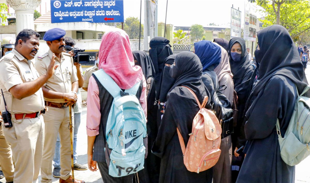 Hijab curb only in classroom, not campus: K'taka to SC