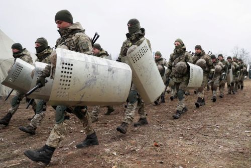 Members of the Ukrainian State Border Guard Service attend a training session in November. Reuters/Gleb Garanich