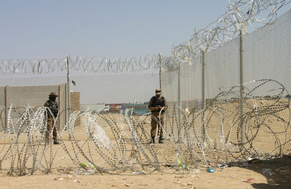 Taliban moving away terrorists from Pak border: Report