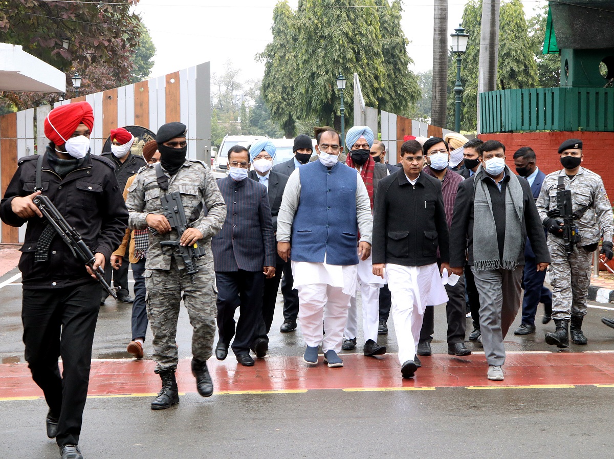 Security breach' during PM Modi's visit to Punjab, road blocked by