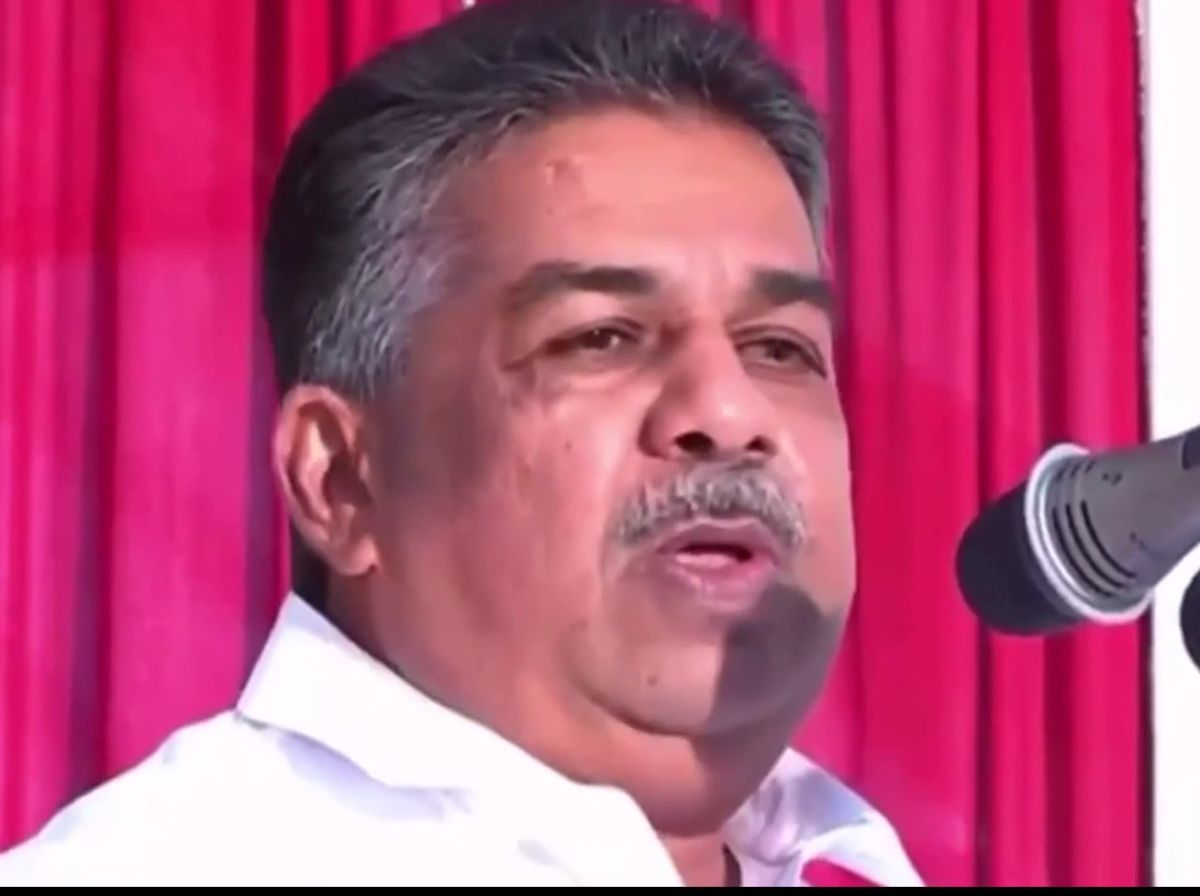 Kerala minister who criticised Constitution resigns