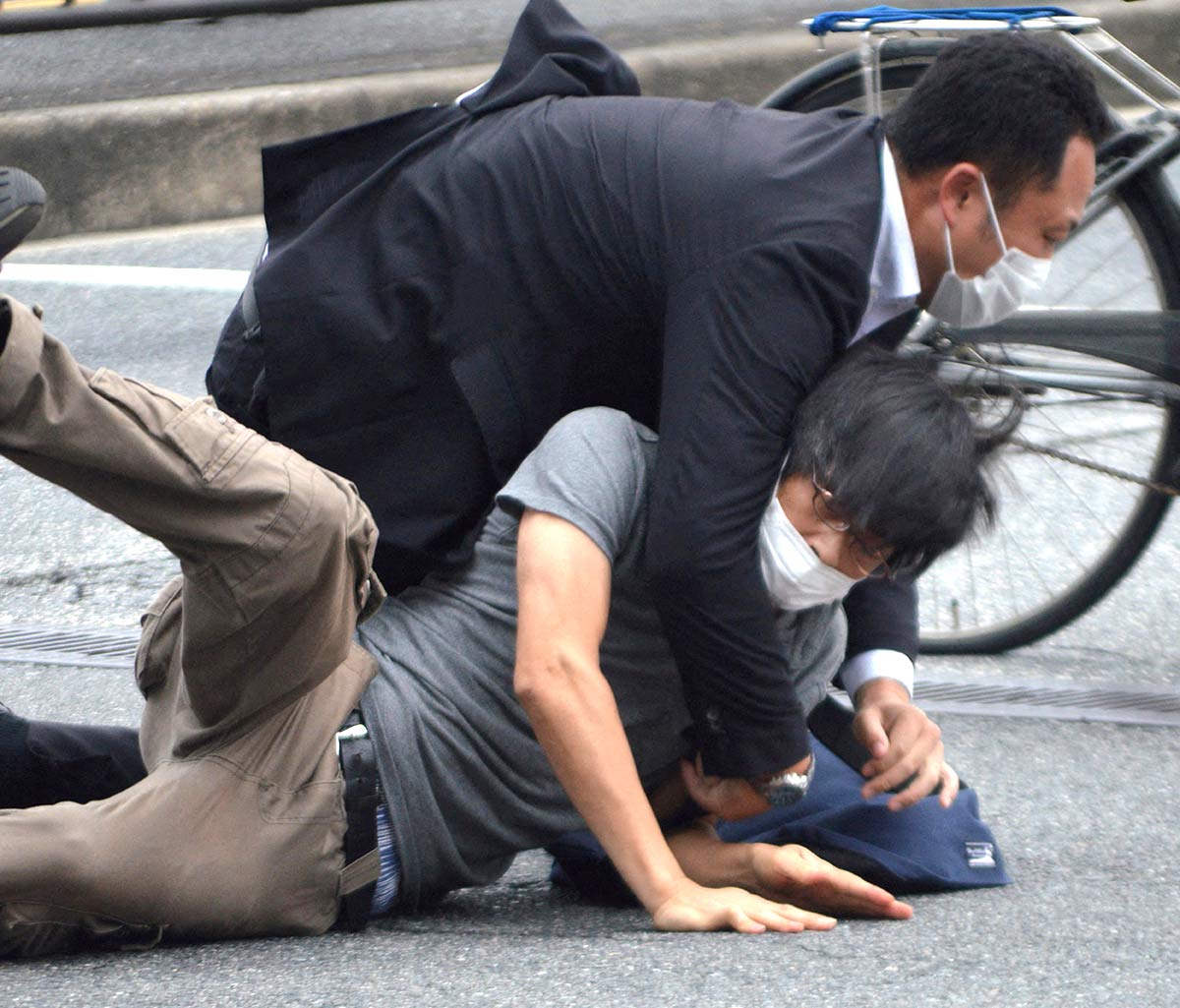 Abe's attacker identified, used a self-made gun