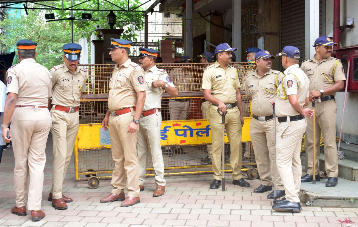 5 hurt in communal clash in Maha; internet suspended