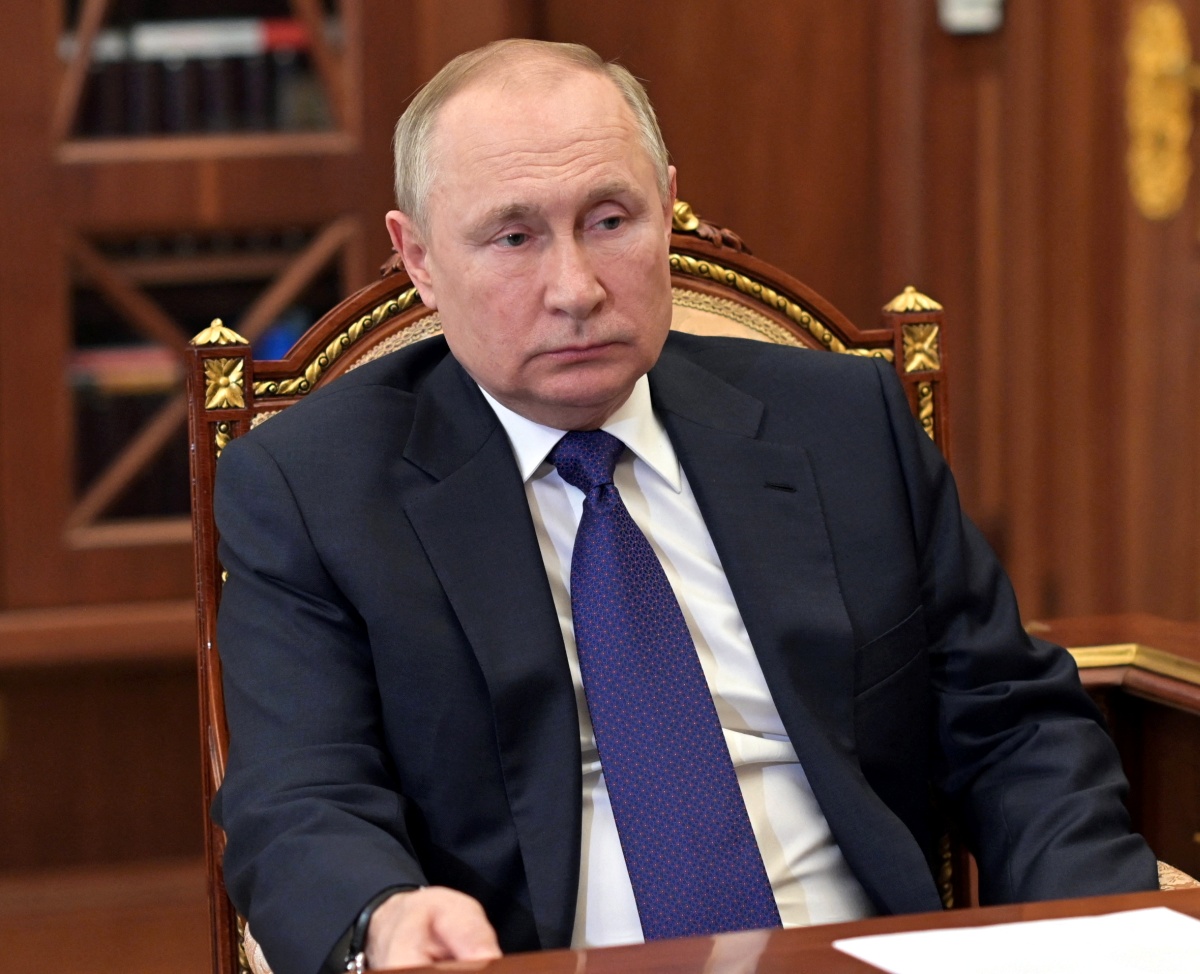 Putin accuses IOC of using Olympics for politics