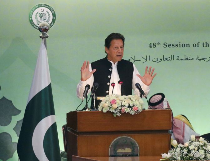 Khan news imran Pakistan Prime