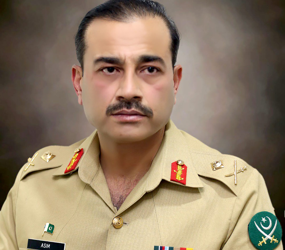 1200px x 1054px - Rana Banerji: Will General Munir Take On Imran Khan? - Rediff.com