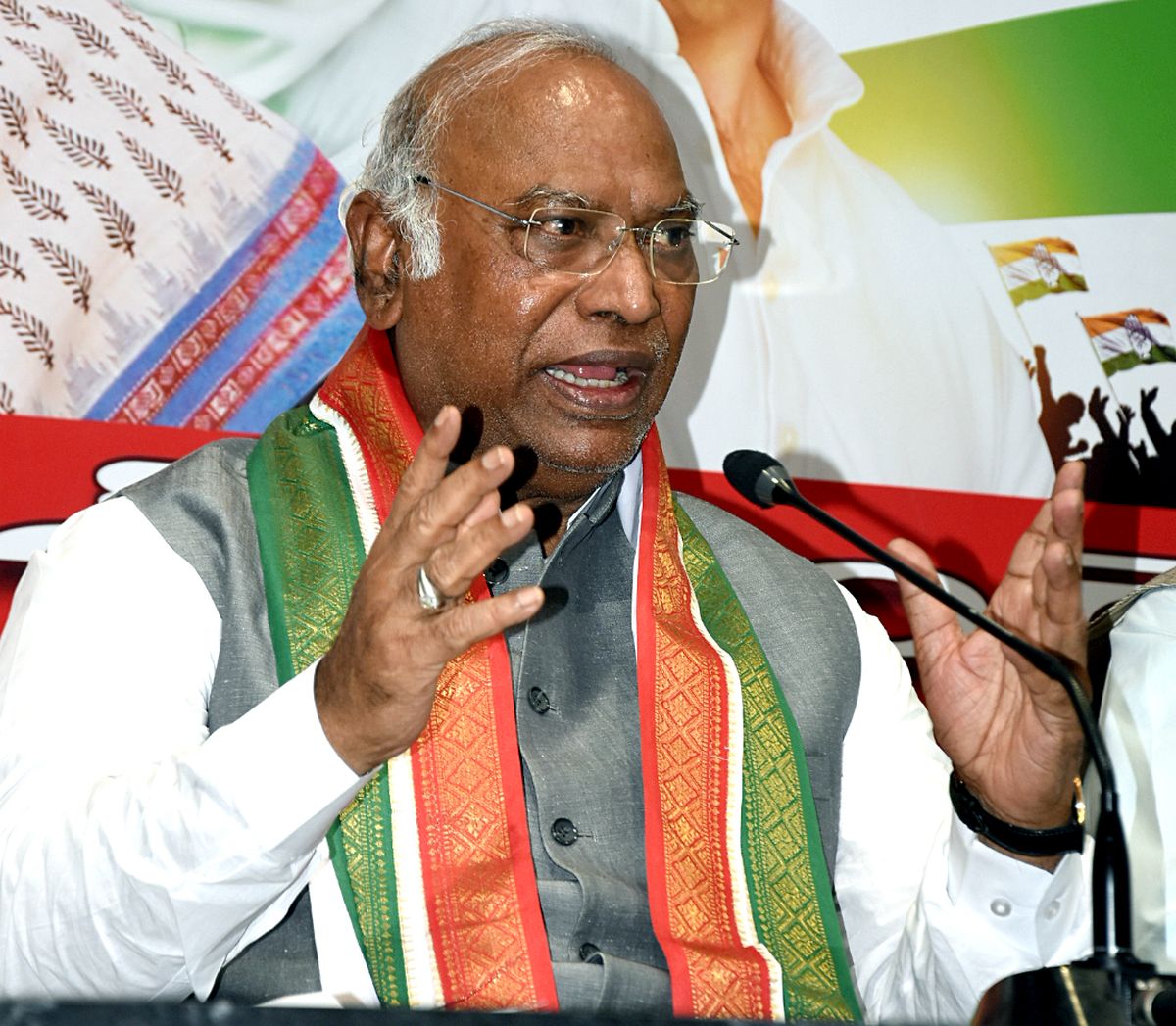 Kharge reveals why he entered Cong presidential fray